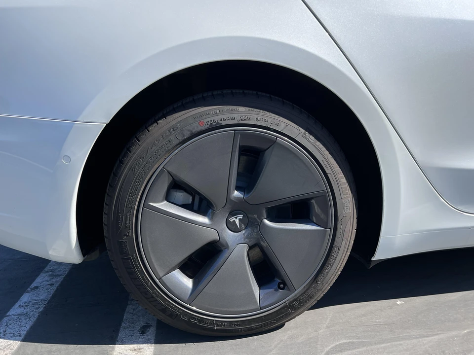 2022 Tesla Model 3 - Image 13 of 18
