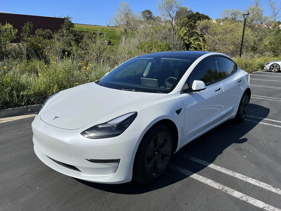 2022 Tesla Model 3 - Image 7 of 18