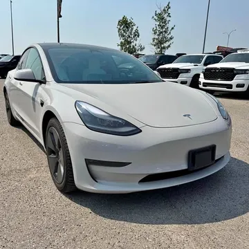 2022 Tesla Model 3 Long Range AWD