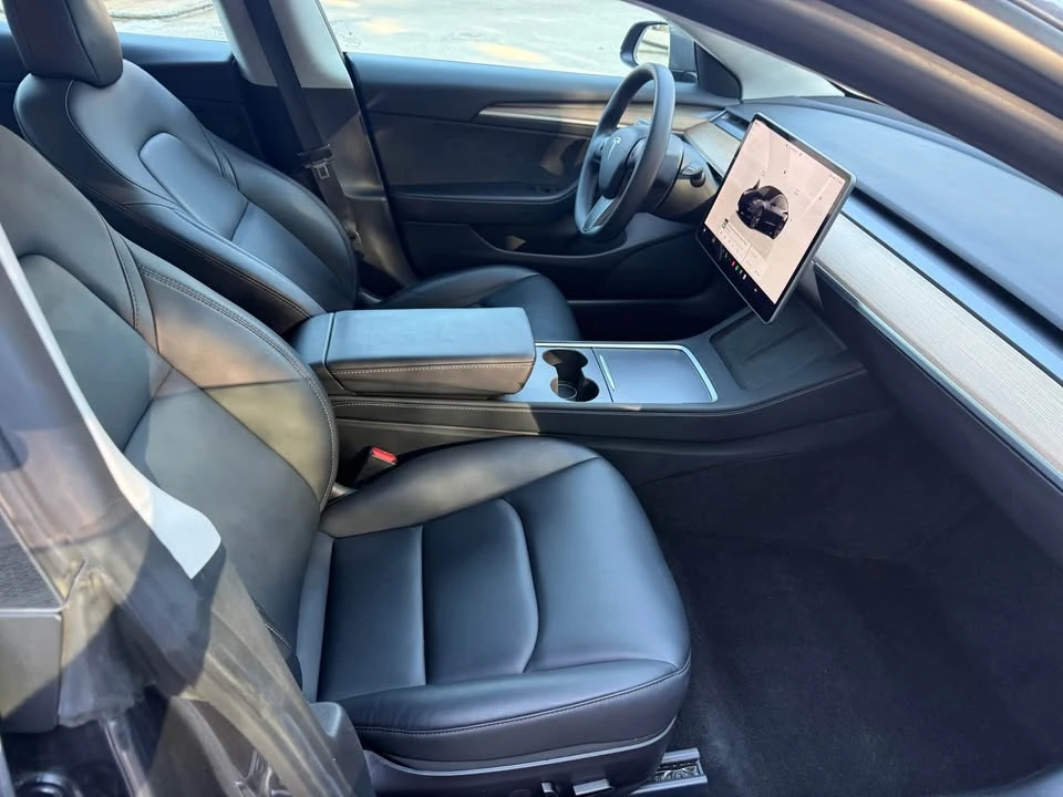 2022 Tesla Model 3 - Image 8 of 17