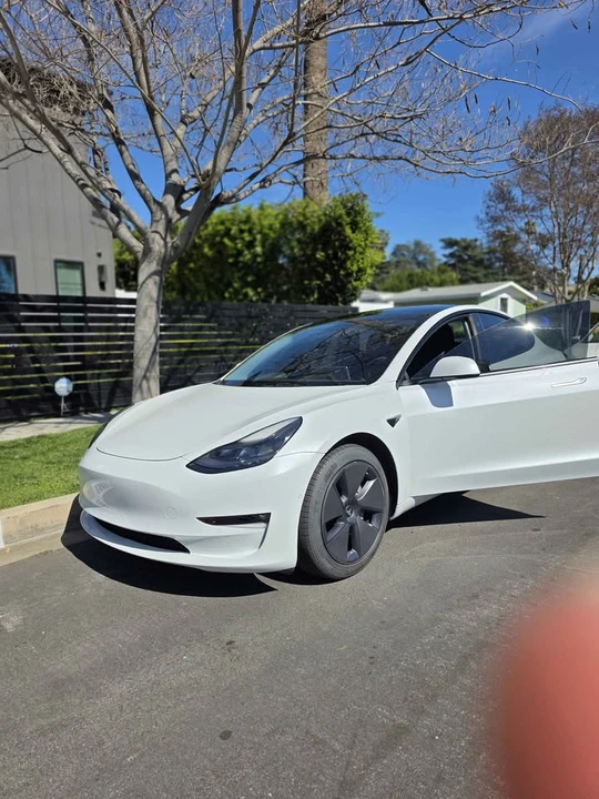 2022 Tesla Model 3 - Image 3 of 6