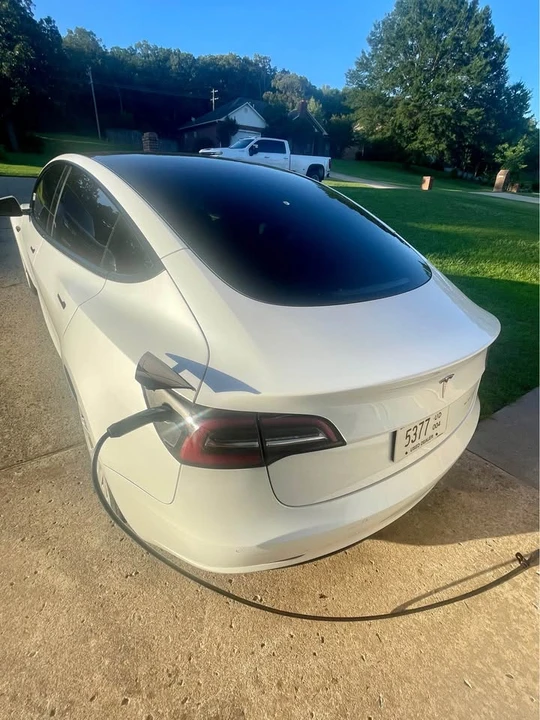 2022 Tesla Model 3 - Image 4 of 7