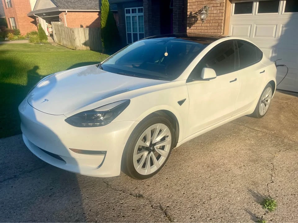 2022 Tesla Model 3 - Image 3 of 7