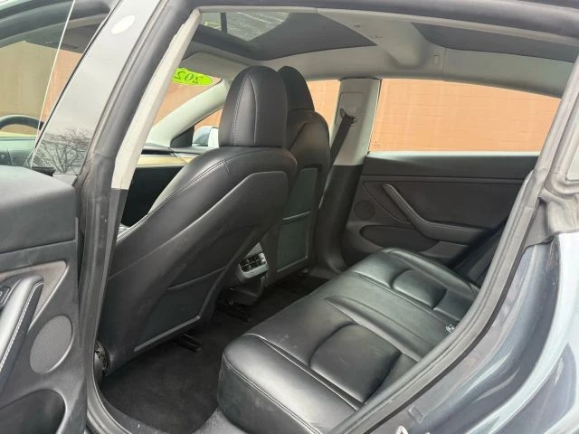 2022 Tesla Model 3 - Image 14 of 18