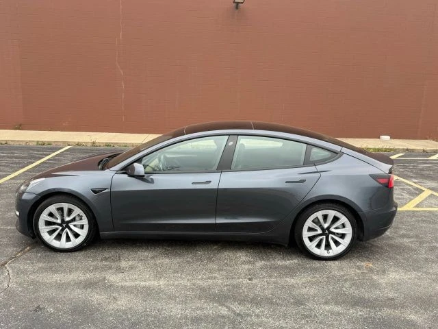 2022 Tesla Model 3 - Image 10 of 18