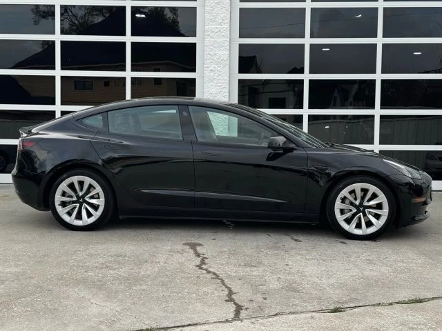 2022 Tesla Model 3 - Image 15 of 21