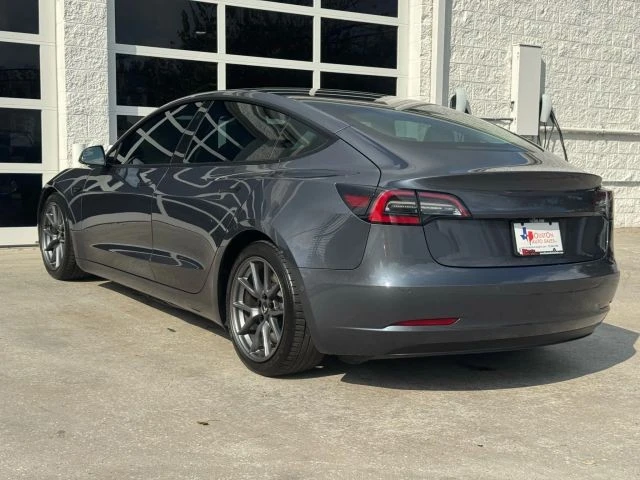 2022 Tesla Model 3 - Image 10 of 21