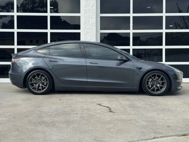 2022 Tesla Model 3 - Image 19 of 21
