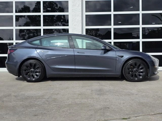 2022 Tesla Model 3 - Image 3 of 21