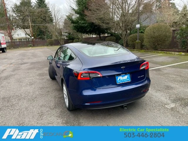 2022 Tesla Model 3 - Image 8 of 12