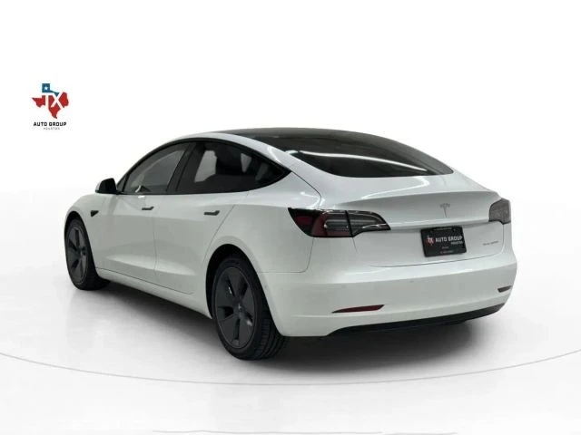 2022 Tesla Model 3 - Image 3 of 12