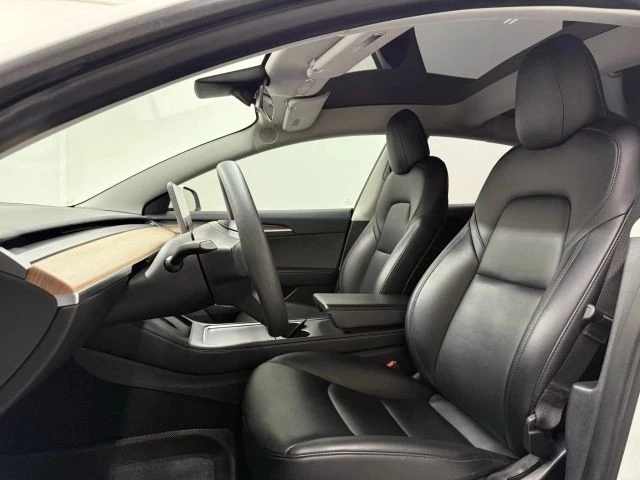 2022 Tesla Model 3 - Image 11 of 12