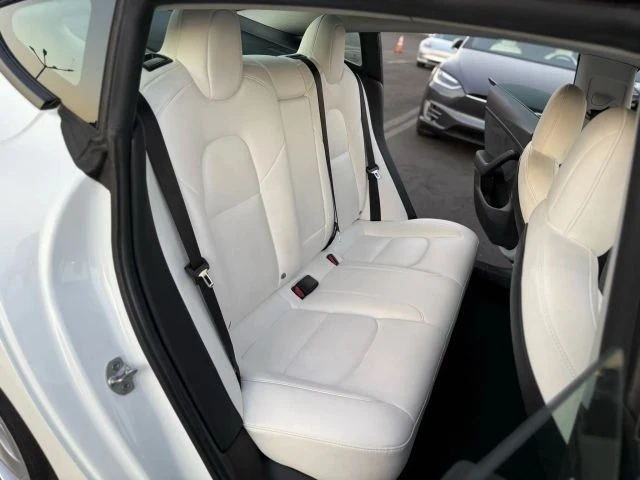 2022 Tesla Model 3 - Image 11 of 21