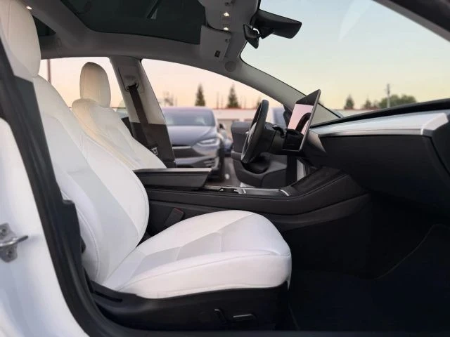2022 Tesla Model 3 - Image 12 of 21