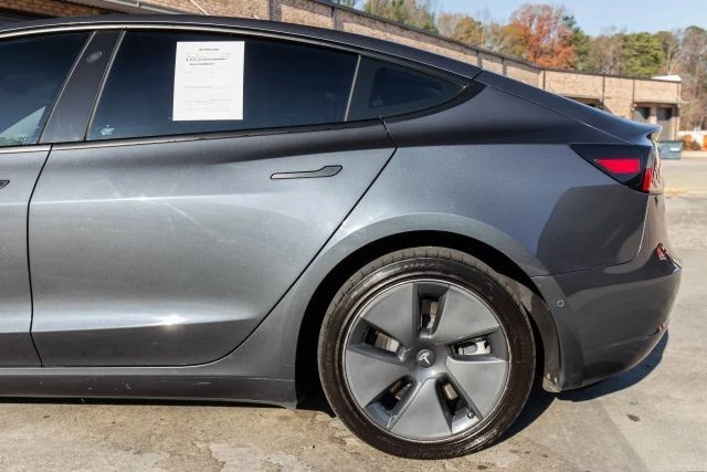 2022 Tesla Model 3 - Image 5 of 19