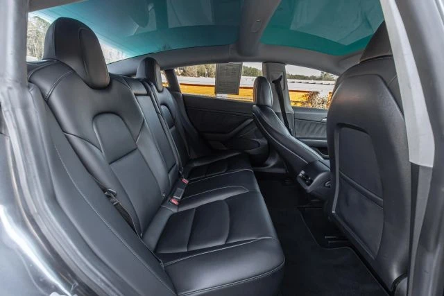 2022 Tesla Model 3 - Image 17 of 19