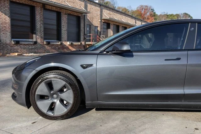 2022 Tesla Model 3 - Image 3 of 19