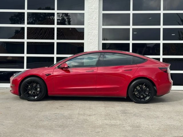 2022 Tesla Model 3 - Image 19 of 21