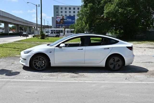 2022 Tesla Model 3 - Image 6 of 14