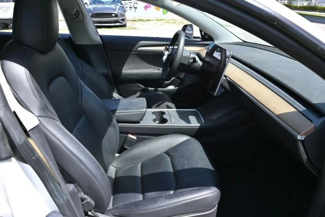 2022 Tesla Model 3 - Image 11 of 14