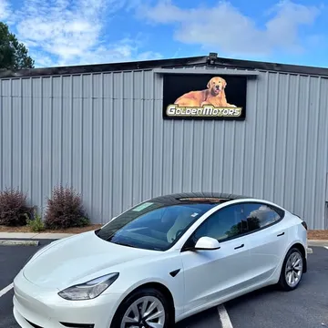 2022 Tesla Model 3 Long Range Sedan 4D
