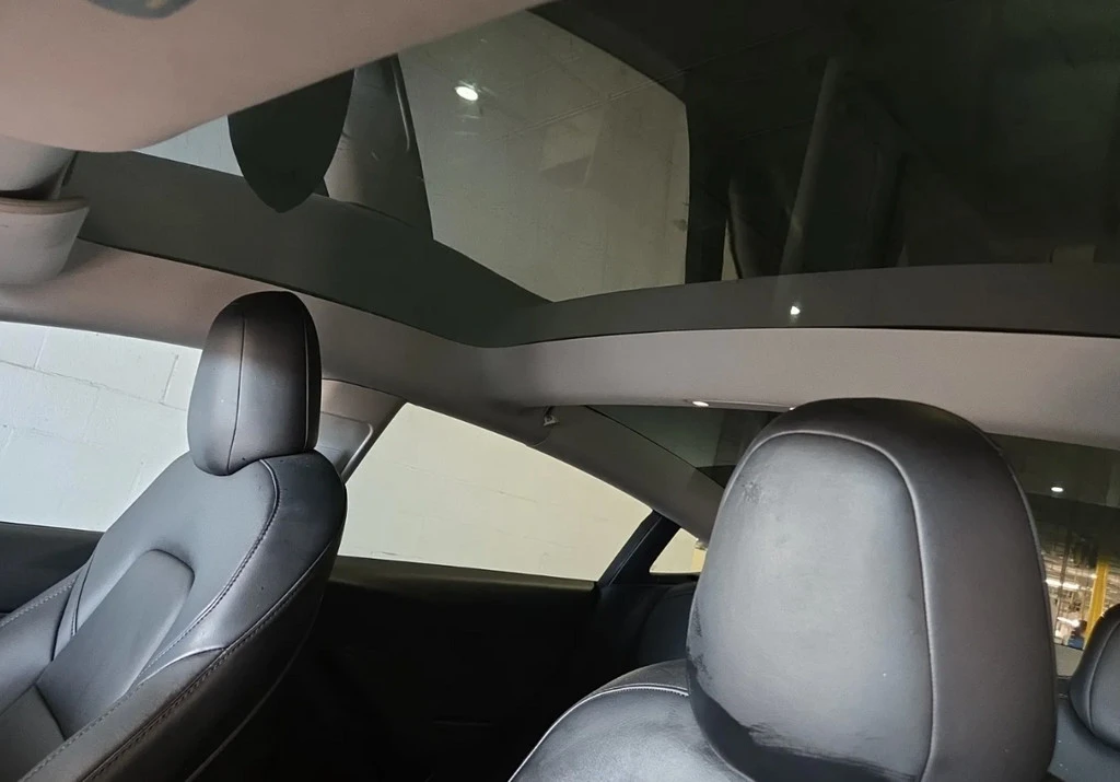 2022 Tesla Model 3 - Image 8 of 10