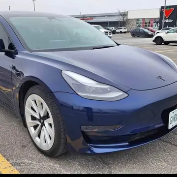 2022 Tesla Model 3 Standard Range