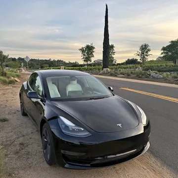 2022 Tesla Model 3 Standard Edition