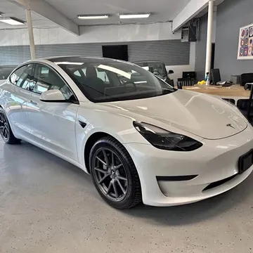 2022 Tesla Model 3 RWD