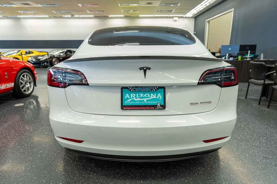 2022 Tesla Model 3 Performance - Image 6 of 15