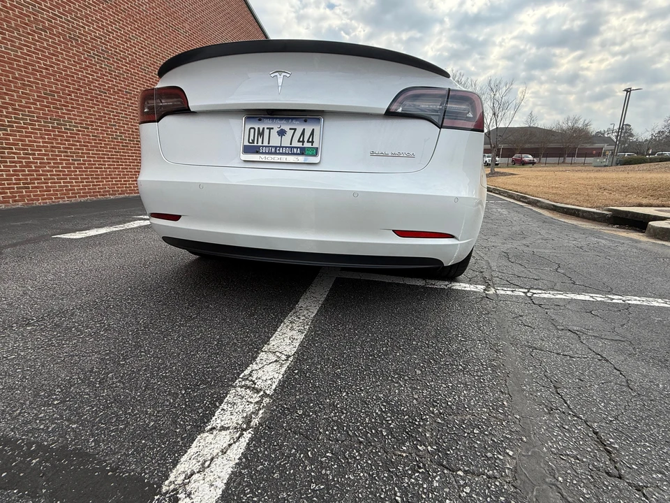 2022 Tesla Model 3 Performance - Image 22 of 31