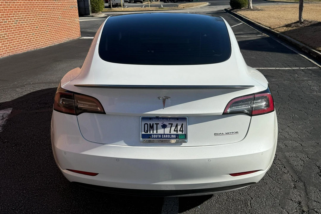 2022 Tesla Model 3 Performance - Image 5 of 31