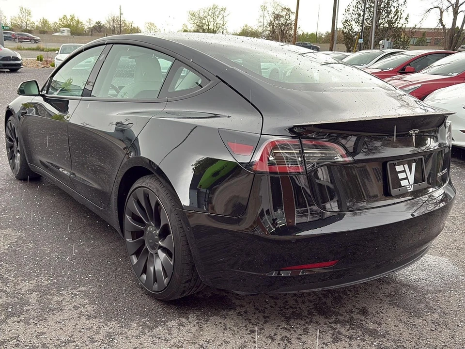 2022 Tesla Model 3 Performance - Image 6 of 21