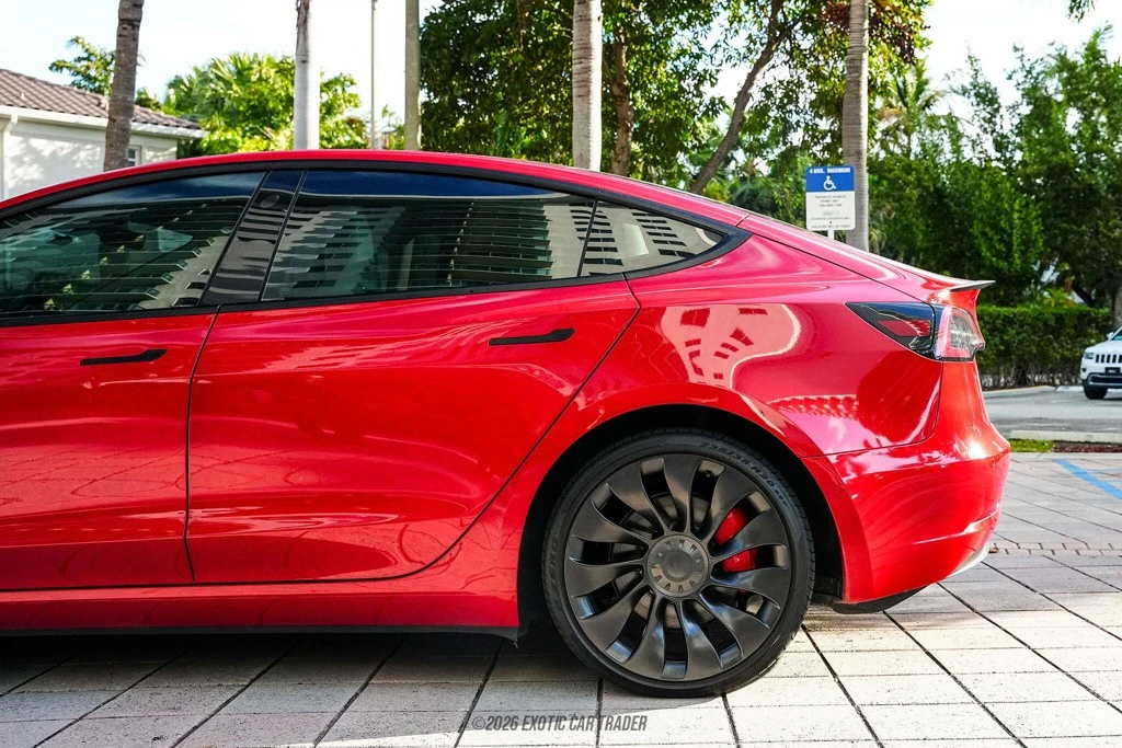 2022 Tesla Model 3 Performance - Image 5 of 12