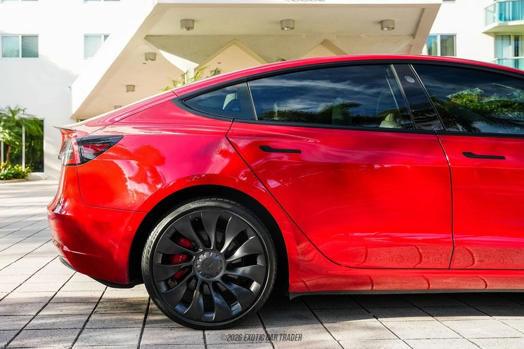 2022 Tesla Model 3 Performance - Image 10 of 12