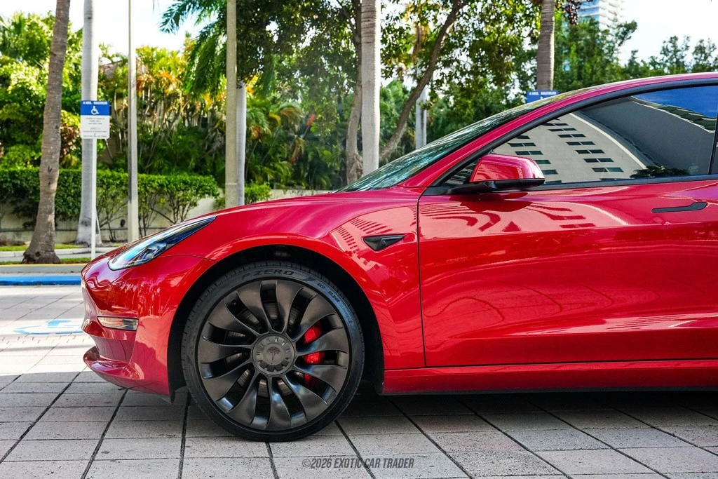 2022 Tesla Model 3 Performance - Image 4 of 12