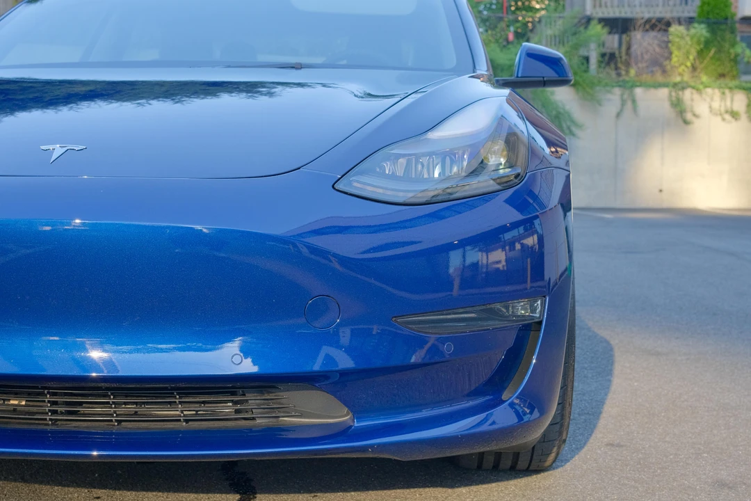 2022 Tesla Model 3 Performance - Image 24 of 31