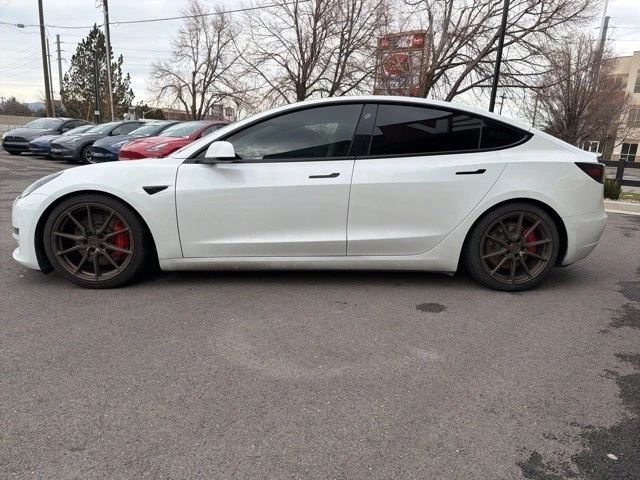 2022 Tesla Model 3 Performance - Image 5 of 21