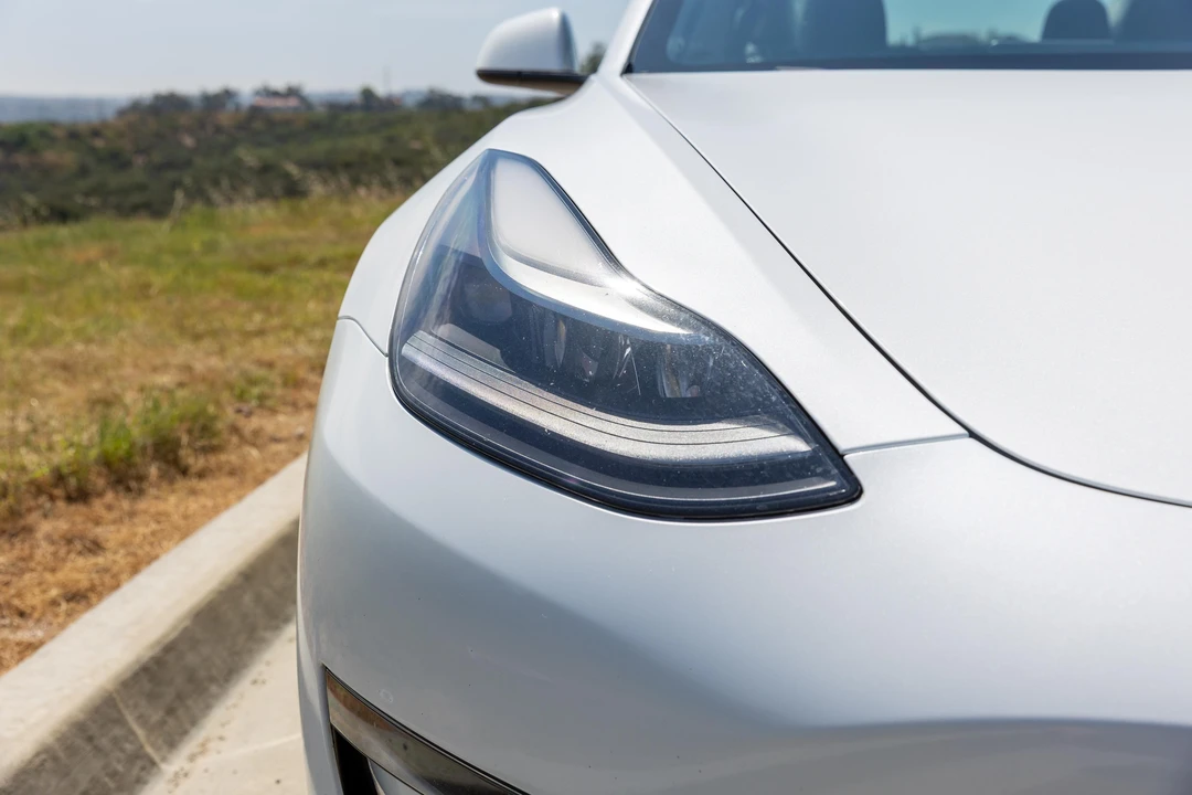 2022 Tesla Model 3 Performance - Image 23 of 31