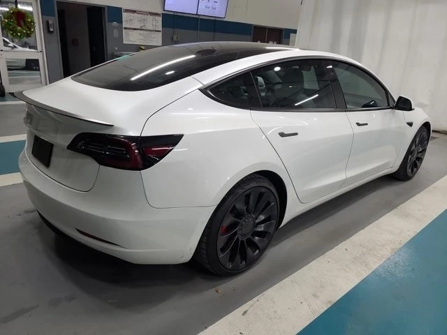 2022 Tesla Model 3 Performance - Image 4 of 6