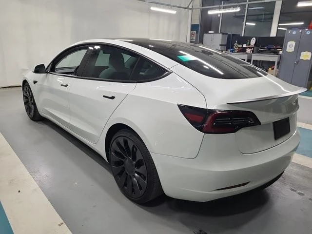 2022 Tesla Model 3 Performance - Image 3 of 6