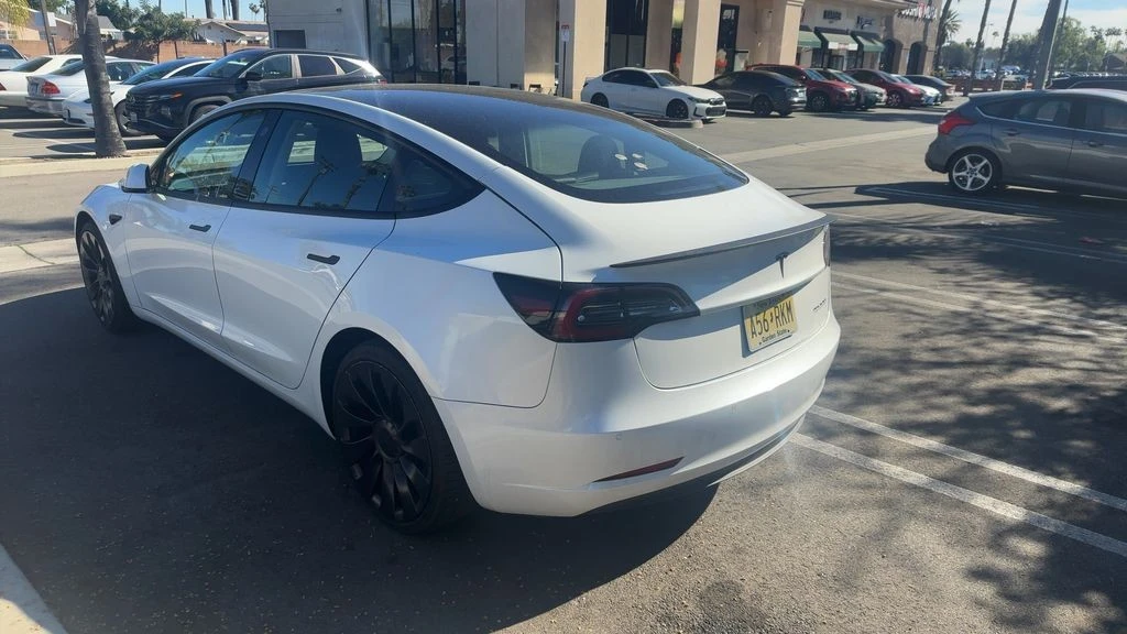 2022 Tesla Model 3 Performance - Image 8 of 8
