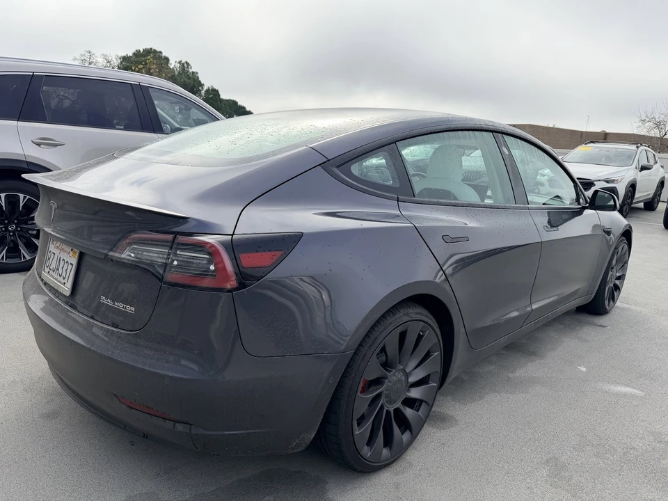 2022 Tesla Model 3 Performance - Image 5 of 6