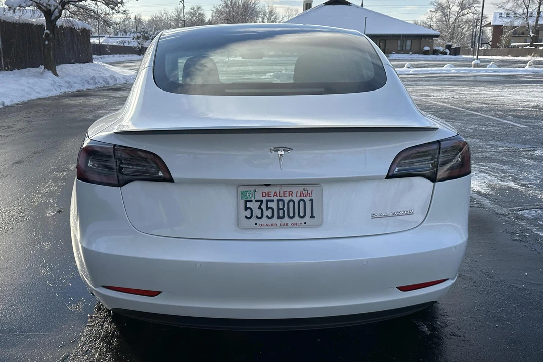 2022 Tesla Model 3 Performance - Image 5 of 5