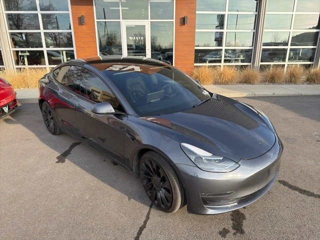 2022 Tesla Model 3 Performance - Image 2 of 21