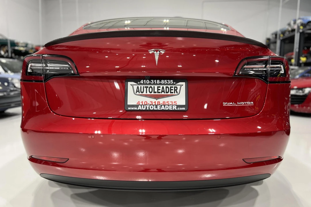 2022 Tesla Model 3 Performance - Image 5 of 31