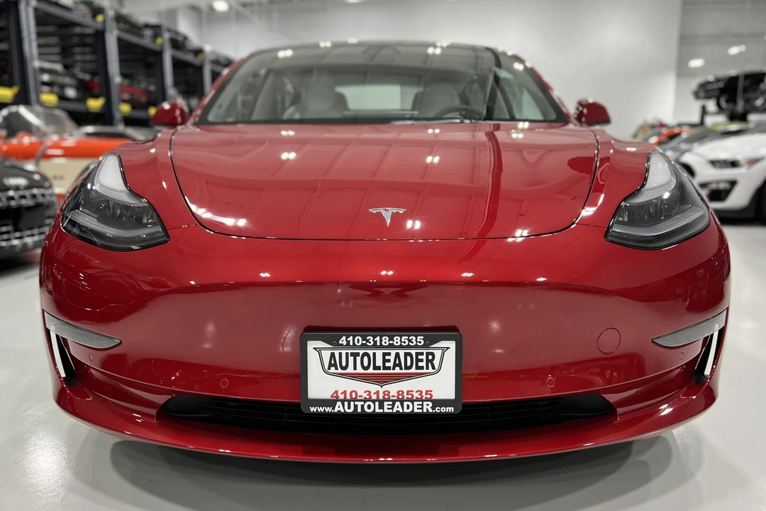 2022 Tesla Model 3 Performance - Image 2 of 31