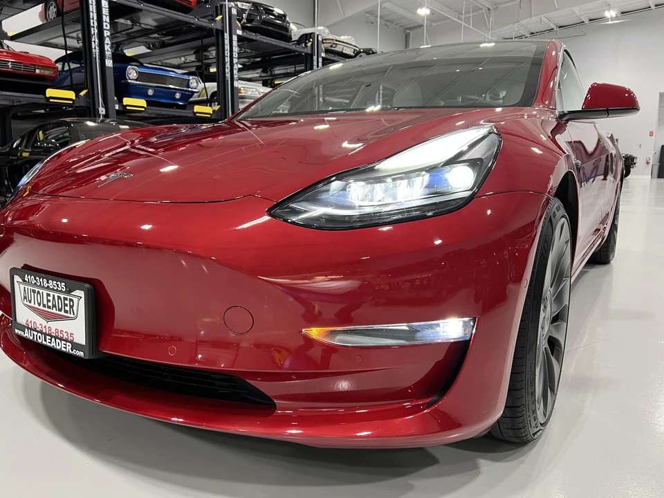 2022 Tesla Model 3 Performance - Image 10 of 31