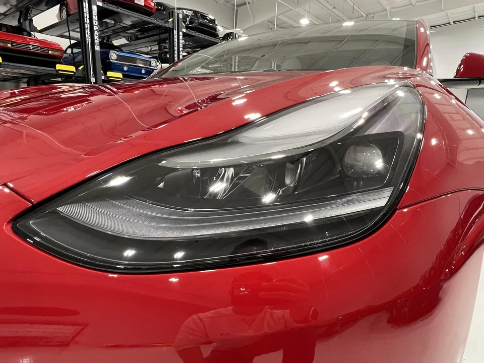 2022 Tesla Model 3 Performance - Image 27 of 31