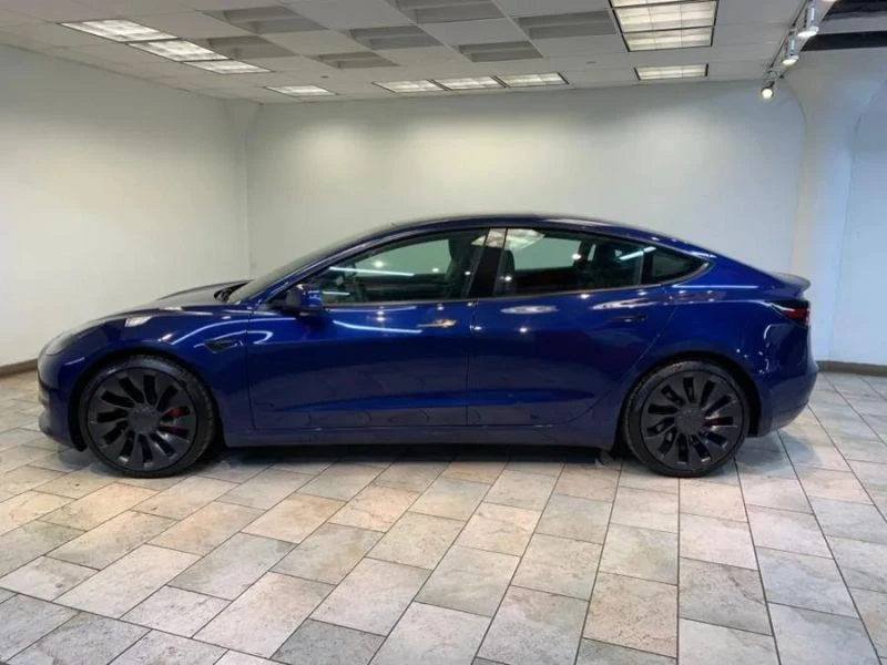 2022 Tesla Model 3 Performance - Image 4 of 12